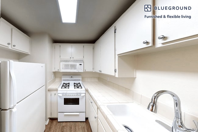 11421 186th St unit FL1-ID10784A, Artesia, CA 90701 - photo 5