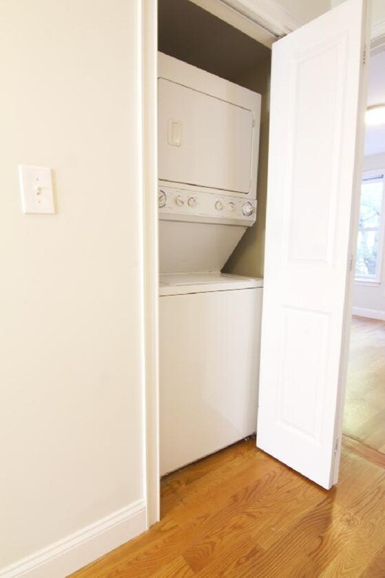 105 Hammond St unit 3, Boston, MA 02120 - photo 7