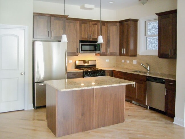 3247 N Seminary Ave unit 1, Chicago, IL 60657 - photo 4