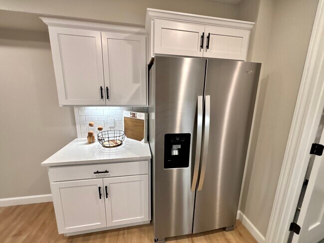 120 Sierra Cir unit 110B Sierra Cir, Waynesville, MO 65583 - photo 7