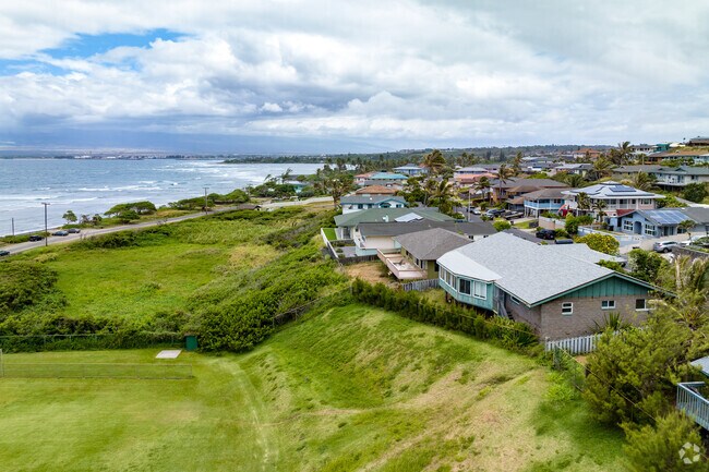 The neighborhood of Ocean View definitely lives up to its name.