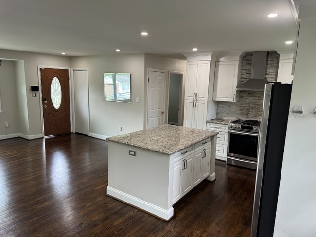 3822 Swann Rd, Suitland, MD 20746 - photo 4