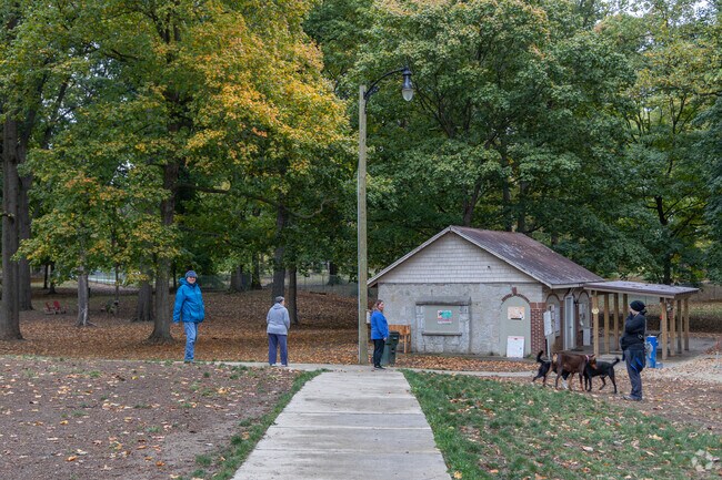 Residents of Northridge Estates can gather with other dog lovers while their dogs roam.