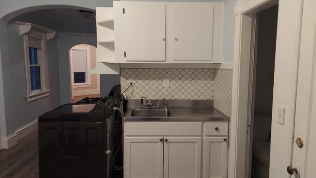 60 Nonotuck St, Holyoke, MA 01040 - photo 4