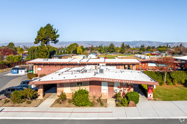 A view of the  John G. Mattos Elementary School from the street.