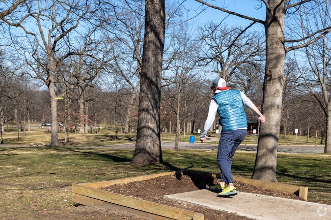 Douglas Acres residents have ready access to the beautiful disc golf course at Grandview Park.