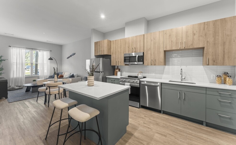 Alta Altitude, Warwick, RI 02886 - photo 1