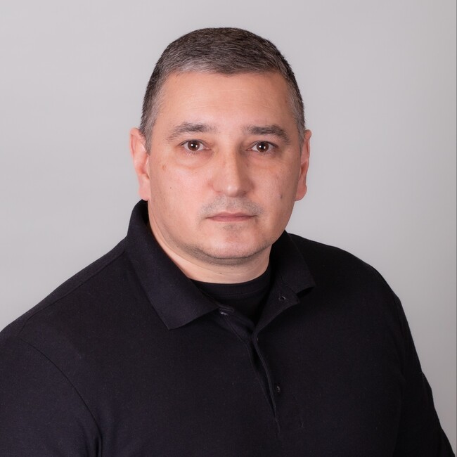 Agent Photo