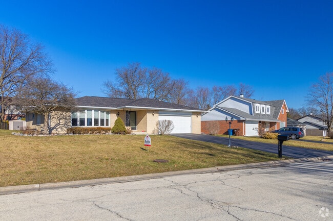 Ishnala has a number of single story ranch style homes.