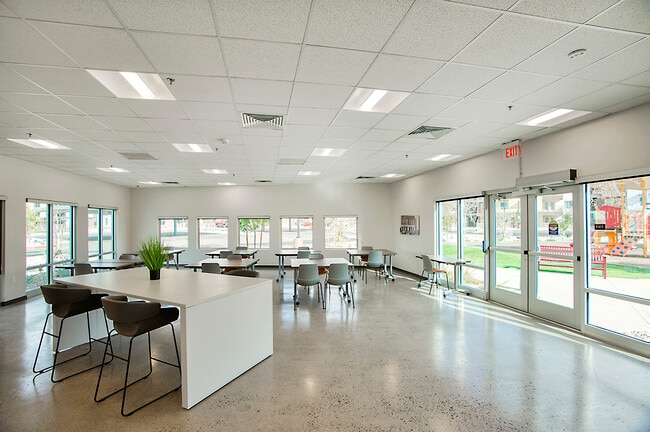 Centerline on Glendale Phase II, Glendale, AZ 85301 - photo 4