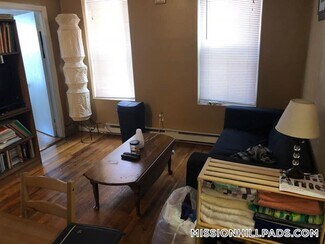 894 Huntington Ave Unit 6, Boston, MA 02115