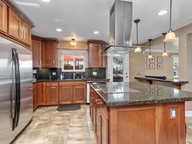 244 S Horne St, Oceanside, CA 92054 - photo 7