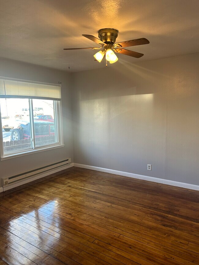 816 Alder St unit 816, Rawlins, WY 82301 - photo 7