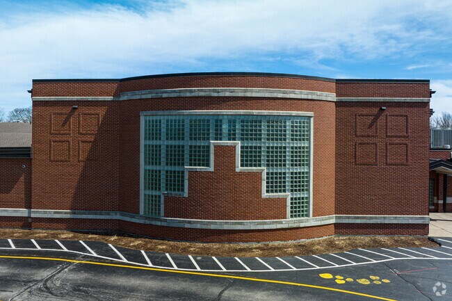 Highlands Elementary School Is the Bedrock for Young Learners in la Grange Highlands