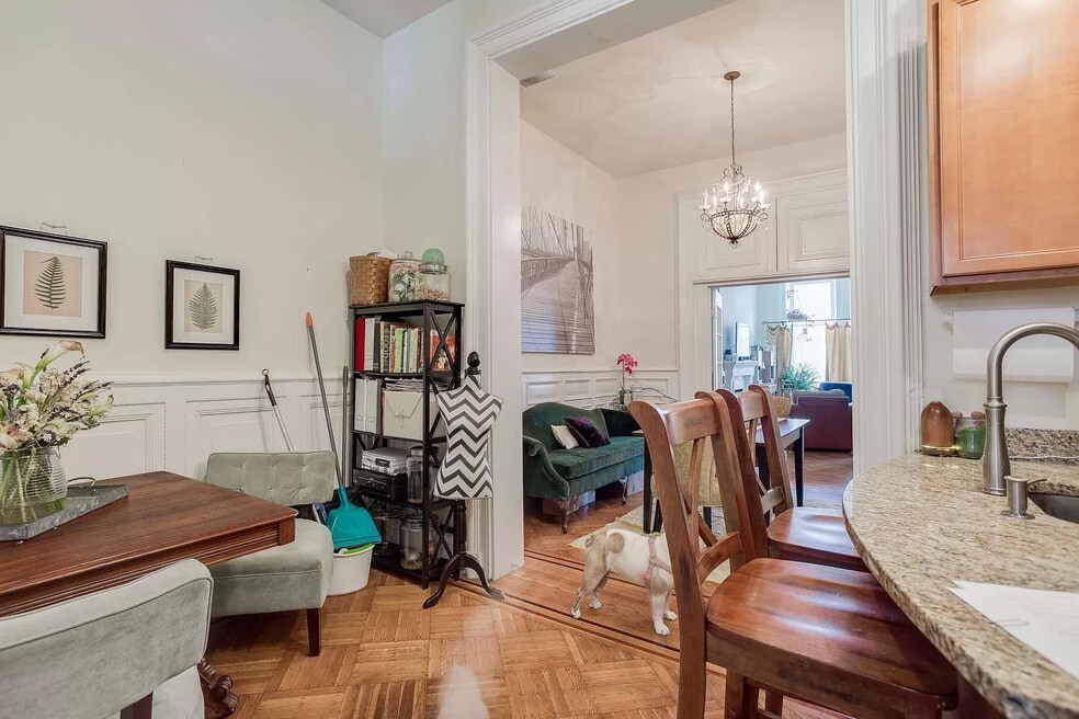 1226 Saint Paul St unit 1, Baltimore, MD 21202 - photo 1