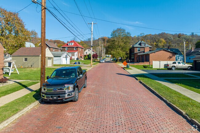 Quiet streets are found all over Midland.