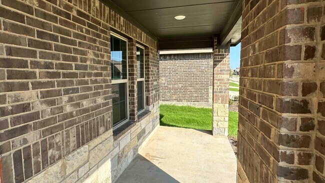 2150 Thornton Dr, Crandall, TX 75114 - photo 3