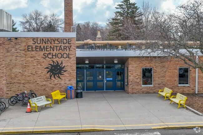 Learning in the heart of Mounds View.