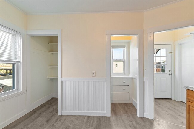 64 Grant St unit 3, Somerville, MA 02145 - photo 3