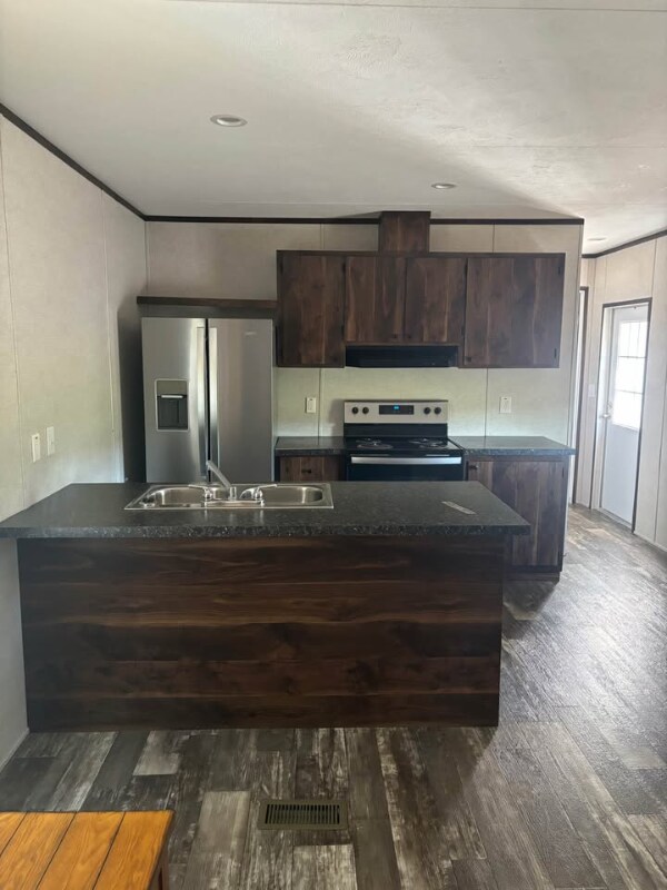 308 N Main St, Iuka, IL 62849 - photo 3