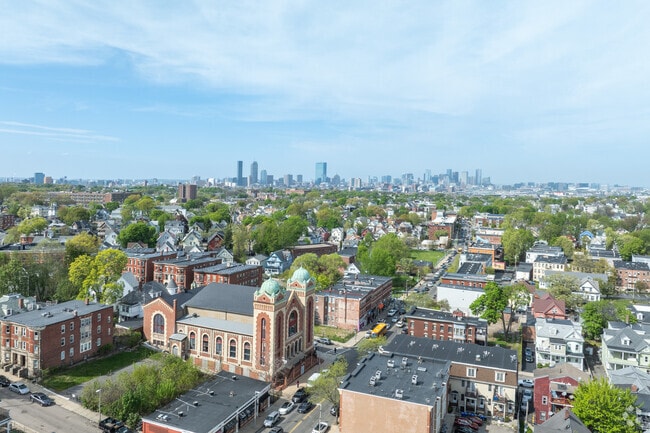 The Sav-Mor neighborhood sits just ten minutes from downtown Boston.