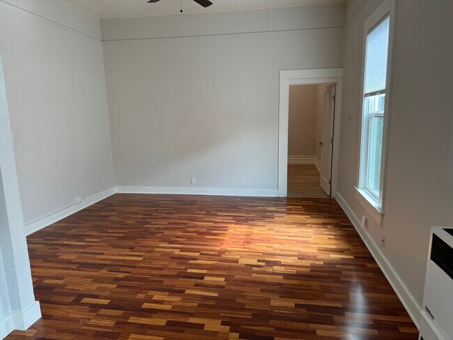 927 Stewart St unit 3, Santa Rosa, CA 95404 - photo 4