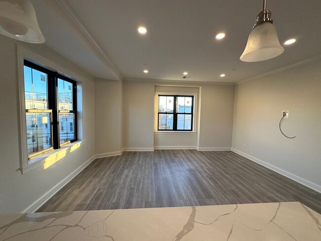 48 Nichols St unit 101, Everett, MA 02149 - photo 4