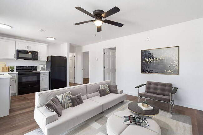 1 - The Grove on Berry, Springdale, AR 72764 - photo 2