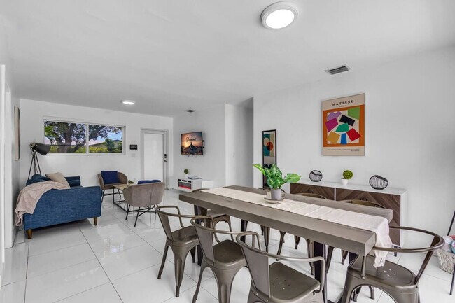 7061 Coolidge St unit ID1372322P, Hollywood, FL 33024 - photo 5