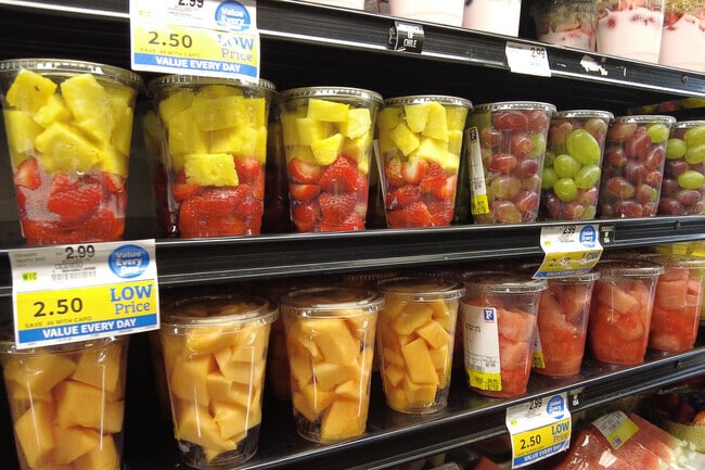 Food City offers a good selection of fresh fruits and vegetables in Westview.