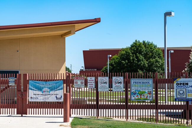 Education opportunities abound at La Vina Middle School.