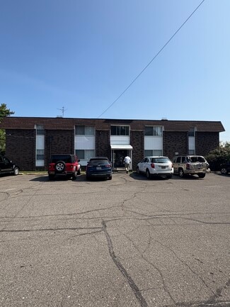 1803 Saint Johns Blvd, Lincoln Park, MI 48146