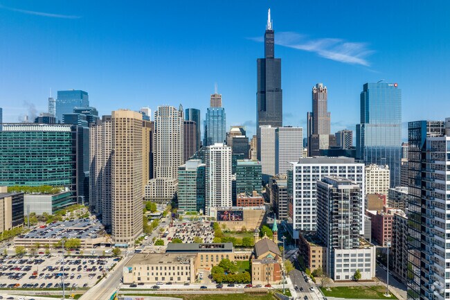 Route 72 connects Kirkland to I-90 for quick trips to downtown Chicago.