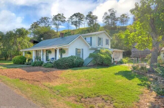 5163 Whitethorne Rd, Blacksburg, VA 24060 - photo 5