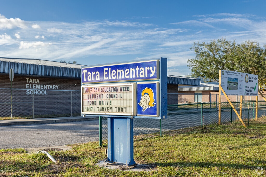 Tara Elementary is a small public school in Braden River.