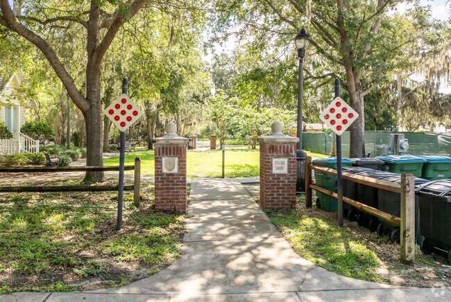 The New Academy has a green space and courtyard area for students to enjoy.
