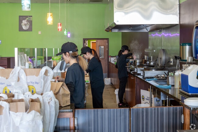 Enjoy sweet crêpes and Thai ice cream at J-Petal in Somerset’s Brayton Point.