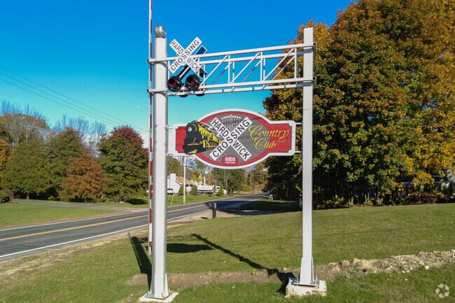 Hardwick Gold Course will not disappoint near Ware neighborhood.