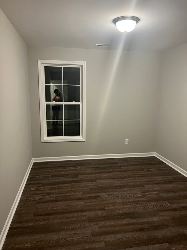 1451 Harding St, Winston Salem, NC 27107 - photo 6