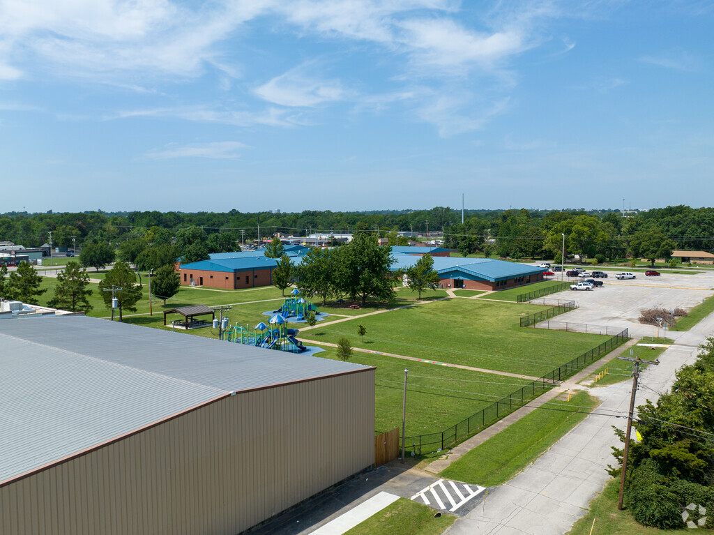 Lindberg Elementary is located in North East Tulsa.