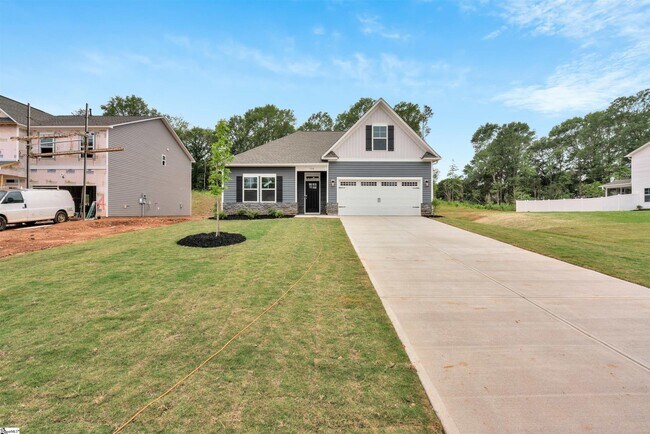 136 Hunter Ridge Dr, Boiling Springs, SC 29316 - photo 5