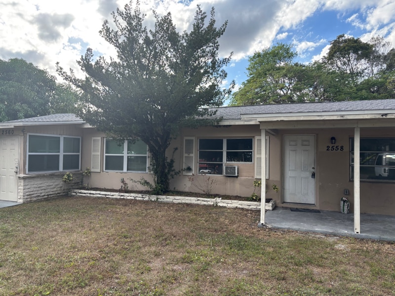 2558 Congress St unit 2, Fort Myers, FL 33901 - photo 1
