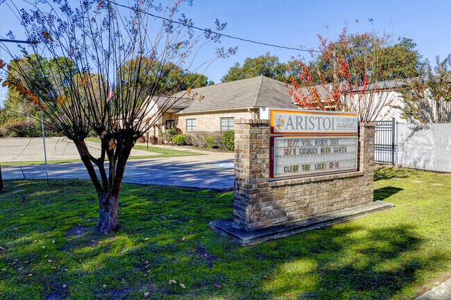 Aristoi Classical Academy is in Katy, Texas, fostering excellence in classical education.