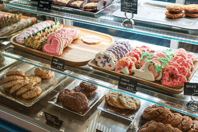 Stop by Luna Bakery, in the Cedar-Fairmount neighborhood, to pick up seasonal treats.