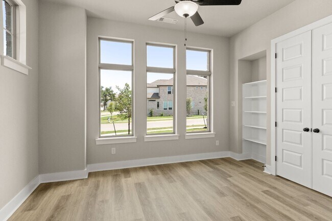 1802 Crimson Sunset Dr, Georgetown, TX 78628 - photo 4