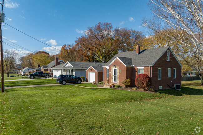 There is a wide array of architectural styles found in Avondale.