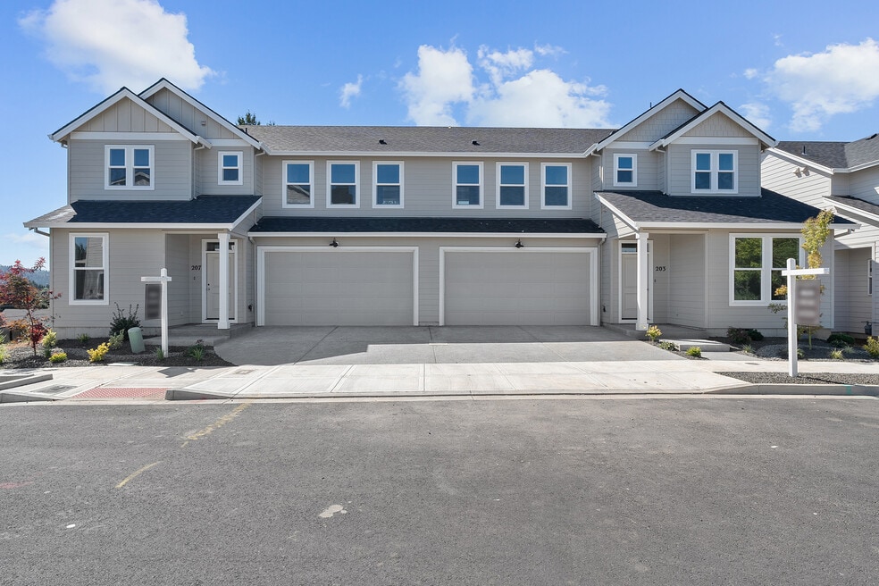203 SE Acacia Dr unit 207AcaciaDr, Gresham, OR 97080 - photo 1