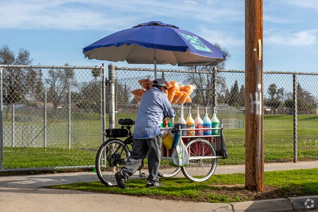 Vendors on bikes can be found along the streets of Roosevelt.