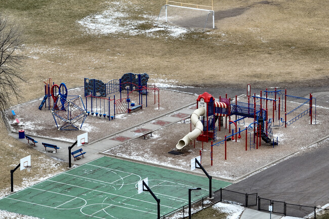 The student-teacher ratio at Orono Intermediate Elementary School is 14 to 1.