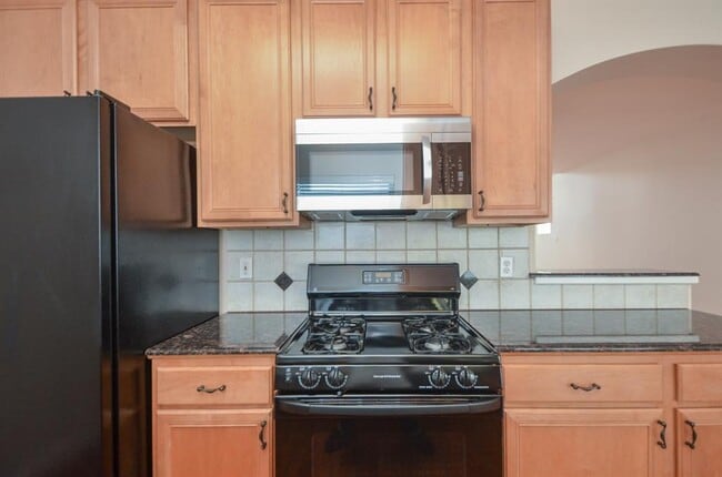 703 Detering St unit C, Houston, TX 77007 - photo 4